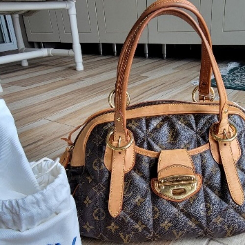 Louis Vuitton Etoile Monogram Large Quilted Bowling Shoulder Handbag - Picture 2 of 16